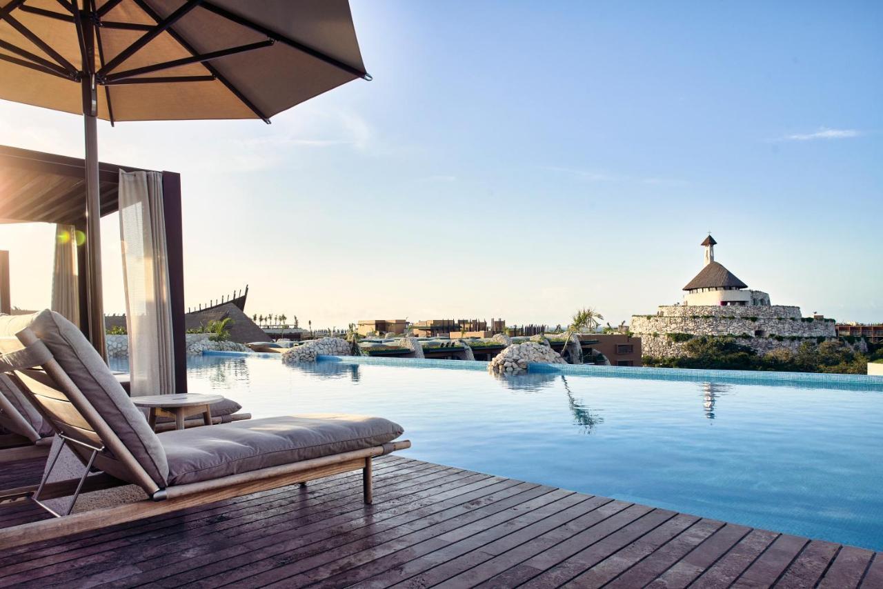Hotel Xcaret Arte - All Parks All Fun Inclusive - Adults Only Playa del Carmen Exterior photo The rooftop pool at the hotel